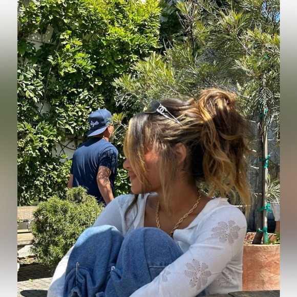 🌸SOLD🌸CHANEL AUTHENTIC Gold CC crystal sunglasses - Picture 16 of 16